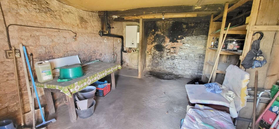 Maison à CANIAC-DU-CAUSSE