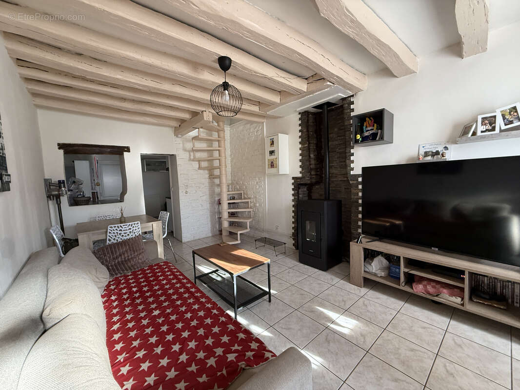 Appartement à PAMFOU