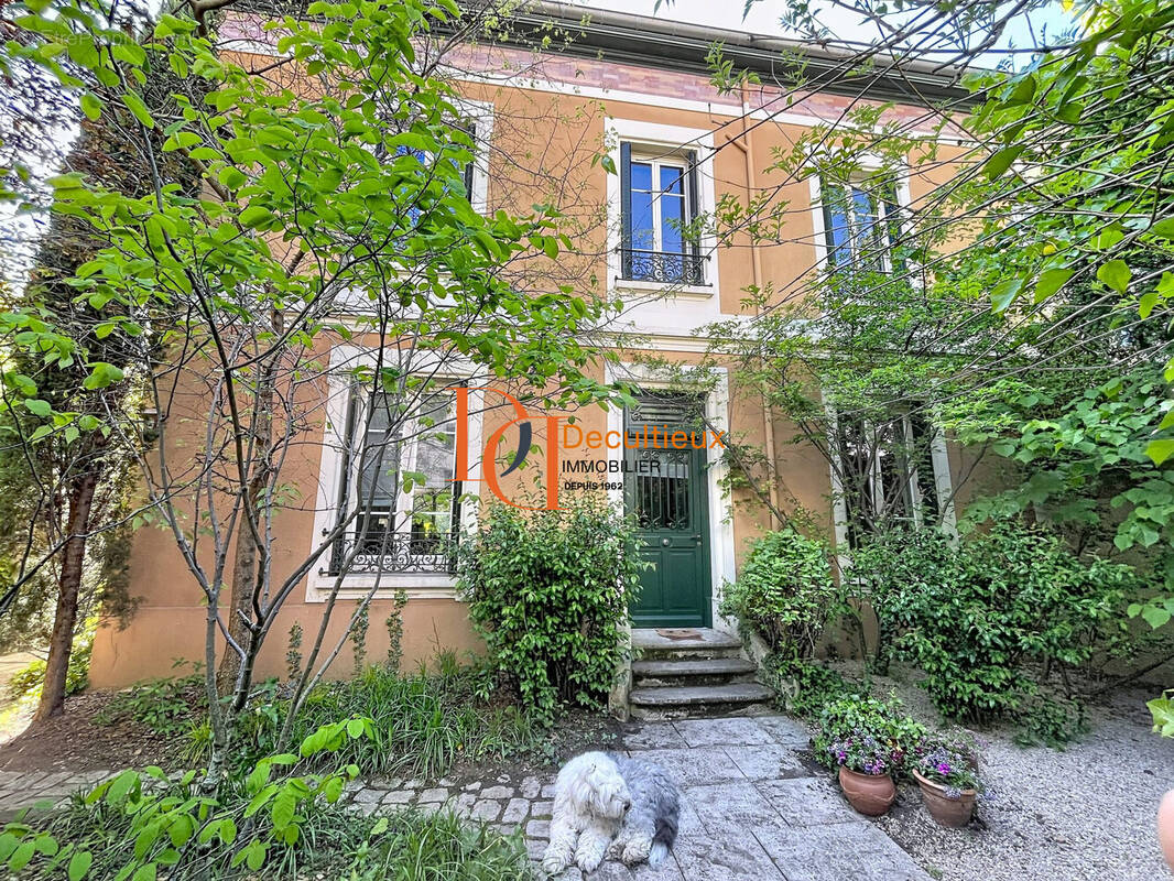 Maison à VILLEURBANNE