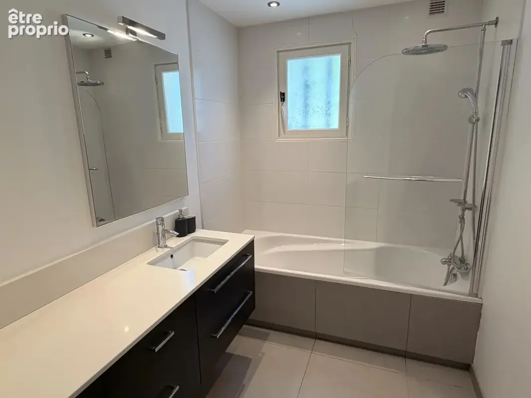 Très agréable villa avec piscine - photo 37
