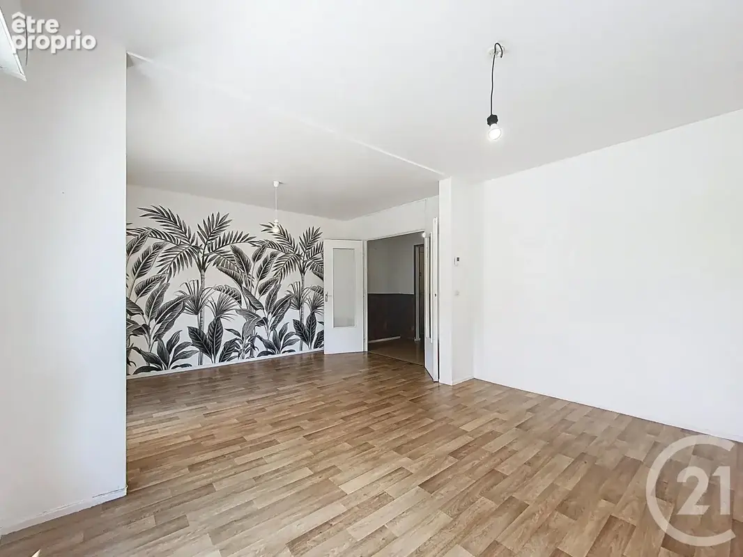 Appartement 4 pièces 89 m² à vendre à Chartres (28000) - photo 4
