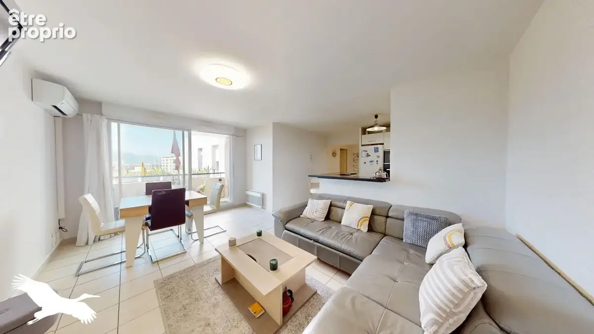 A vendre, Joss, Marseille 10ème, 3 pièces 62 m2 avec terrasse et vue dégagée au dernier étage, double-box. - photo 3