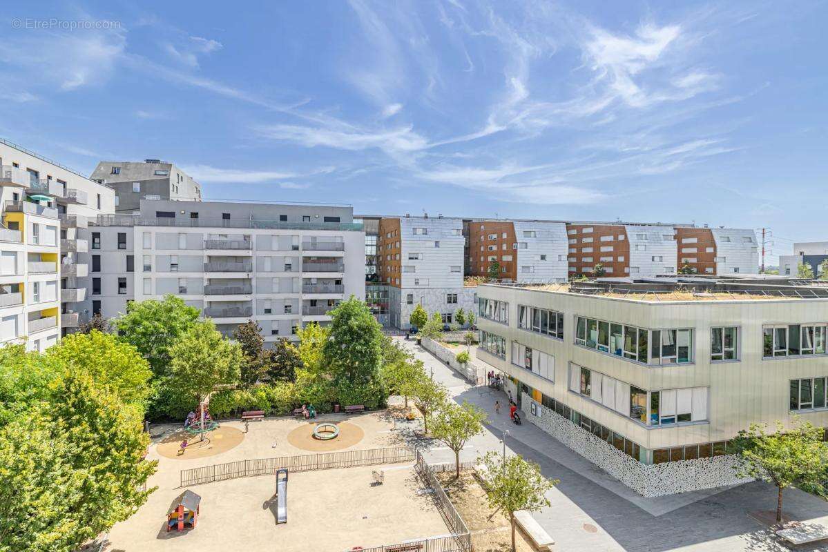 Appartement à FRESNES