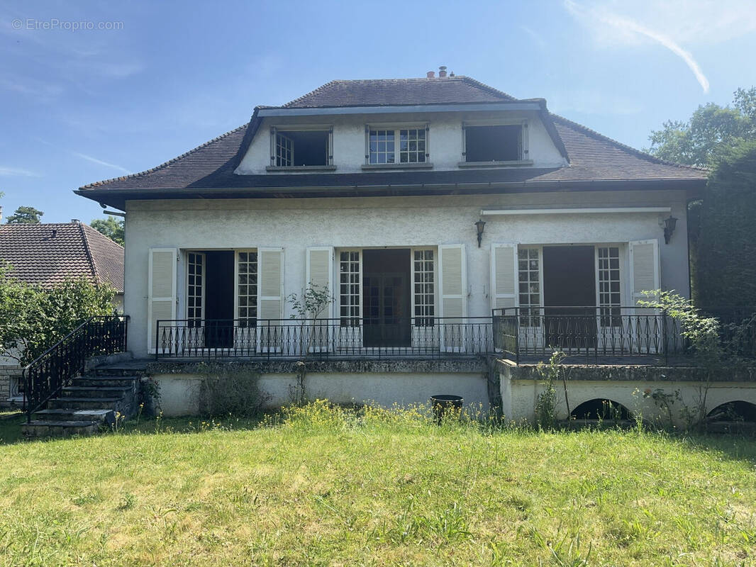 Maison à RIS-ORANGIS