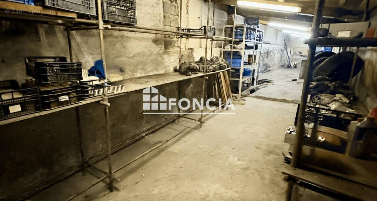 Appartement à LES PAVILLONS-SOUS-BOIS