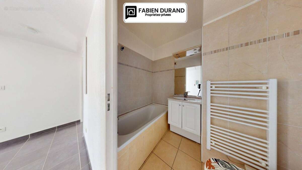 Appartement à MANDELIEU-LA-NAPOULE