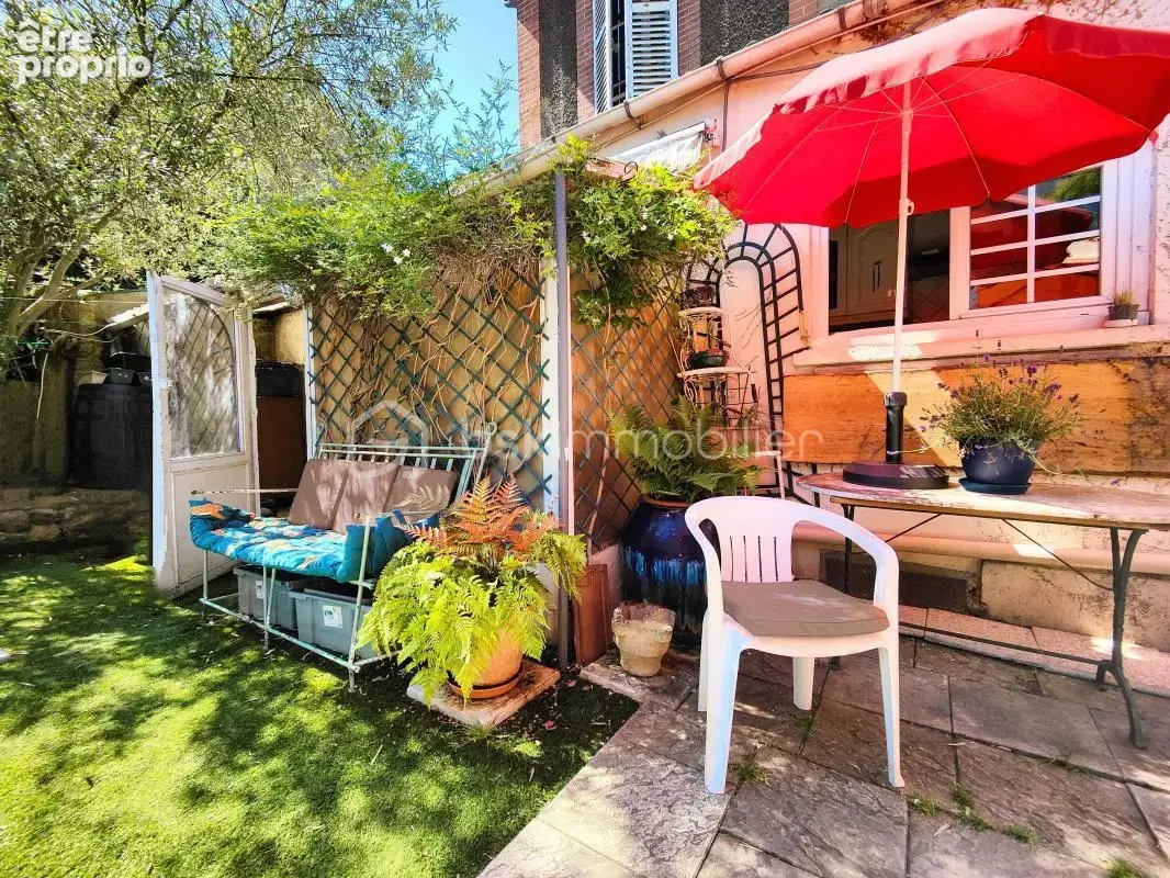 Maison de ville 6 ch jardin clos et garage double ! - photo 14