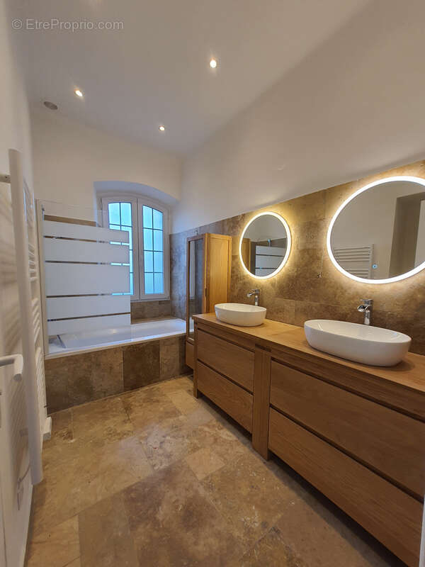 Maison à LA GARDE-FREINET