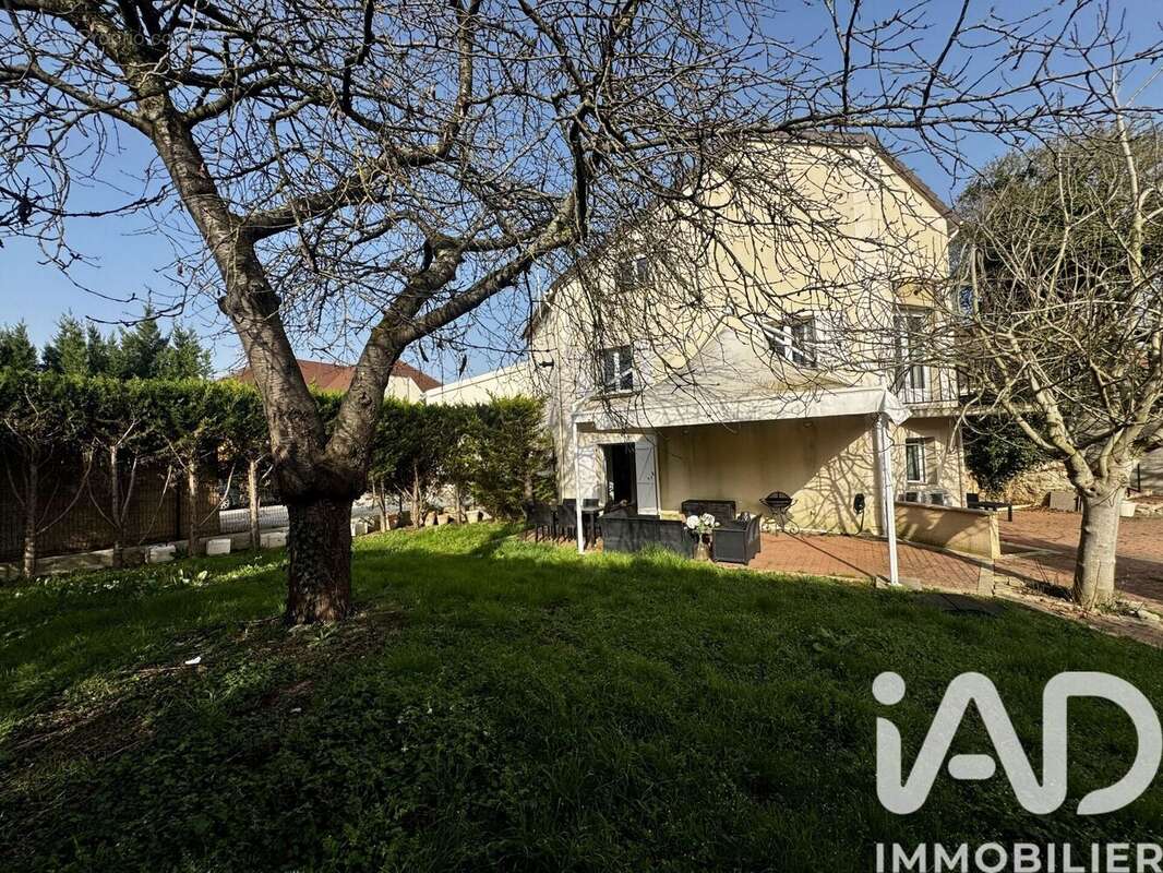 Photo 8 - Maison à VIRY-CHATILLON