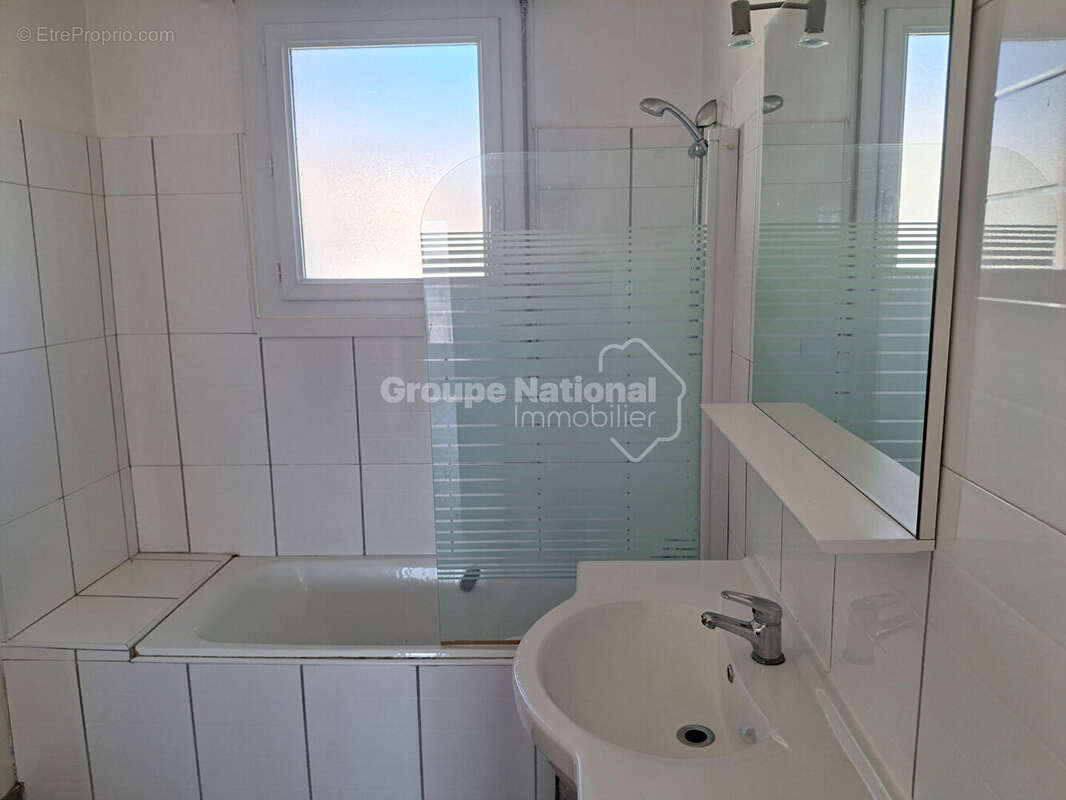 Appartement à LE PONTET