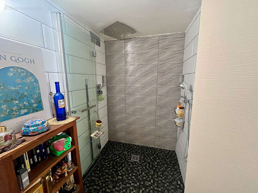 Appartement à LE MUY