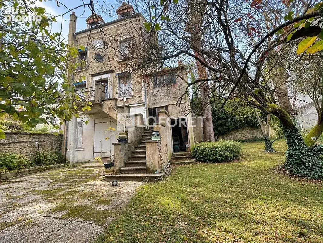 Maison à SOISY-SUR-SEINE