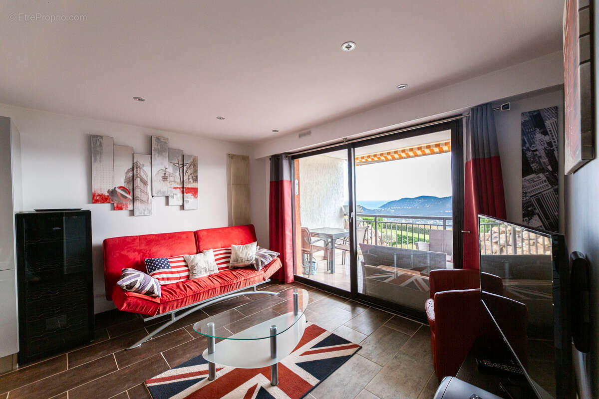 Appartement à MANDELIEU-LA-NAPOULE