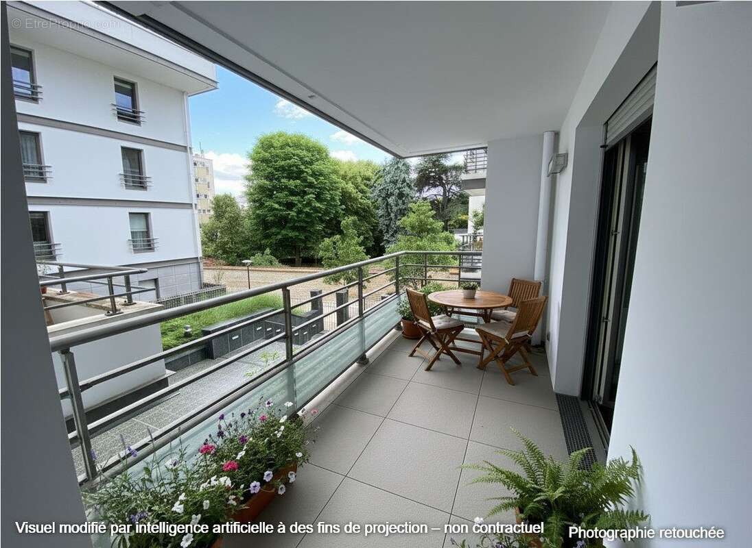 Appartement à COURBEVOIE