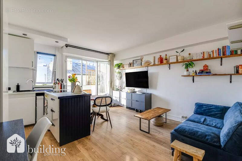 Appartement à PARIS-17E