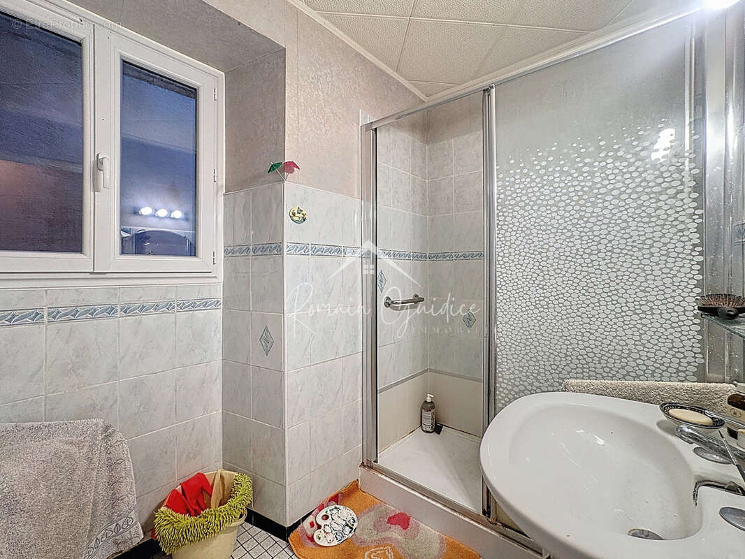 F2 LOUÉ 53 M2 - photo 8