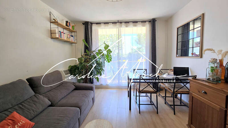 Appartement à SALON-DE-PROVENCE