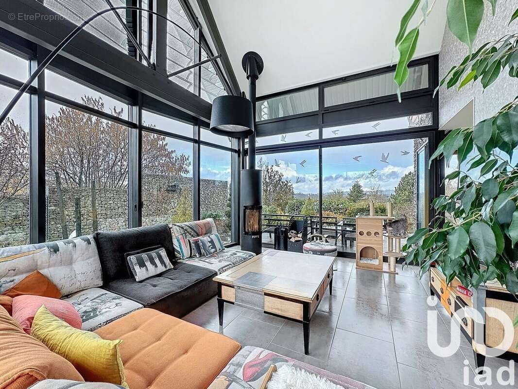 Photo 2 - Maison à NEUFCHATEAU