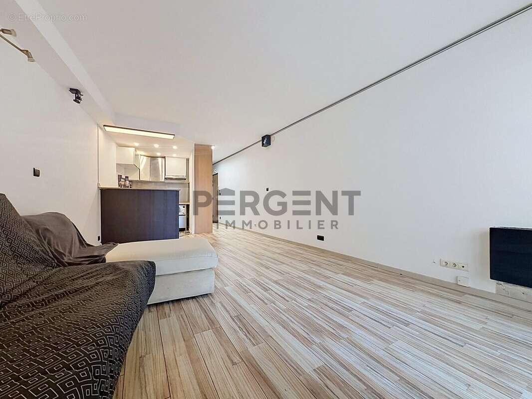 Appartement à CHARLEVILLE-MEZIERES
