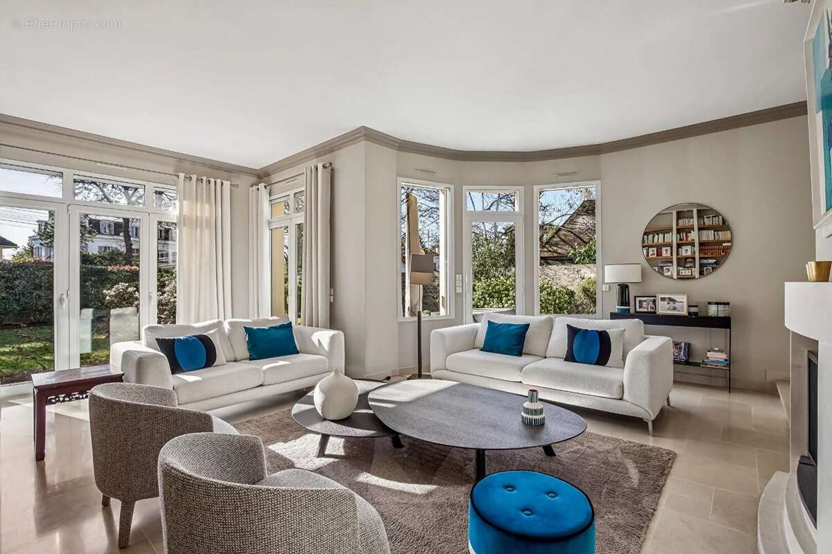 Le vesinet 4 min rer, propriete contemporaine 256 m² - terrain 1202 m² - belles prestations - photo 5