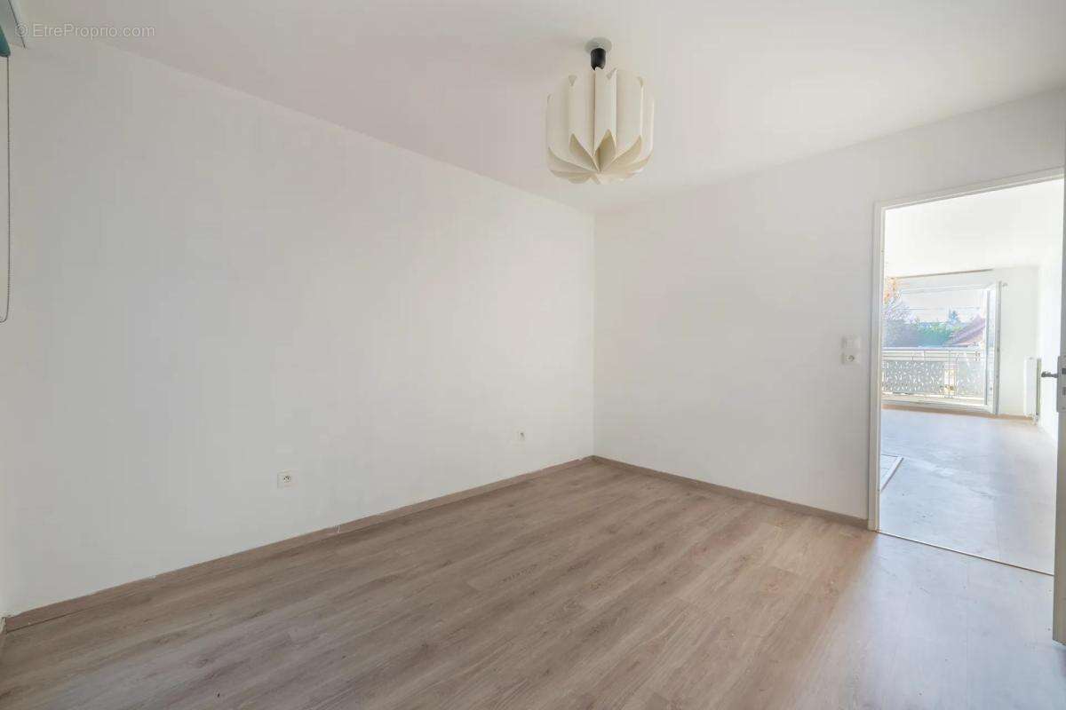 Appartement à PERSAN