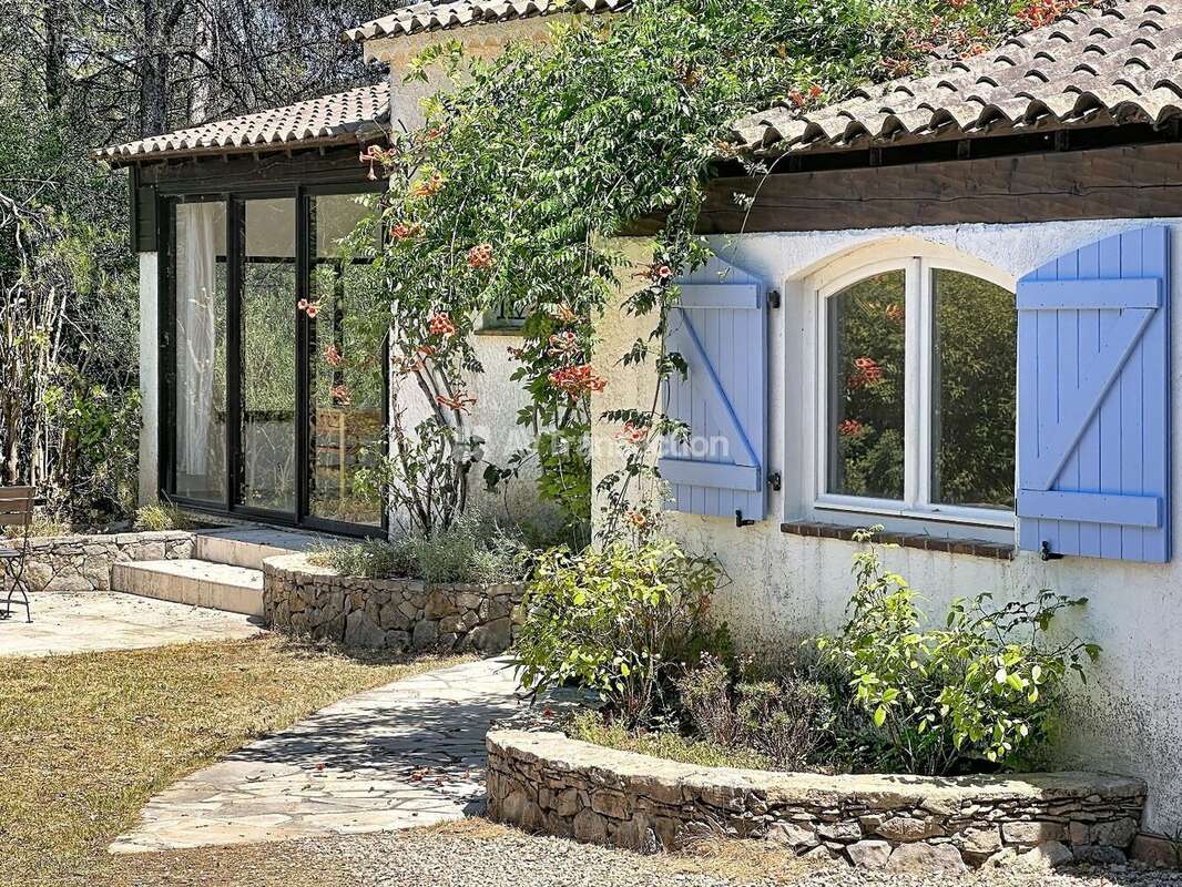 Maison à LORGUES