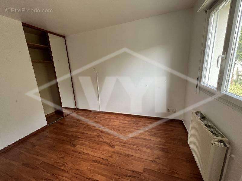 Maison à COMBS-LA-VILLE