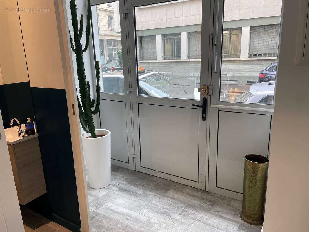 Local professionnel rénové rue Vauban - photo 4