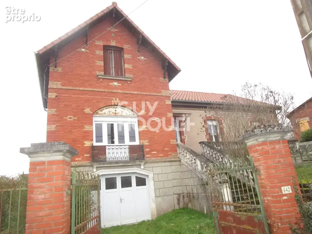 Maison à COUTEUGES