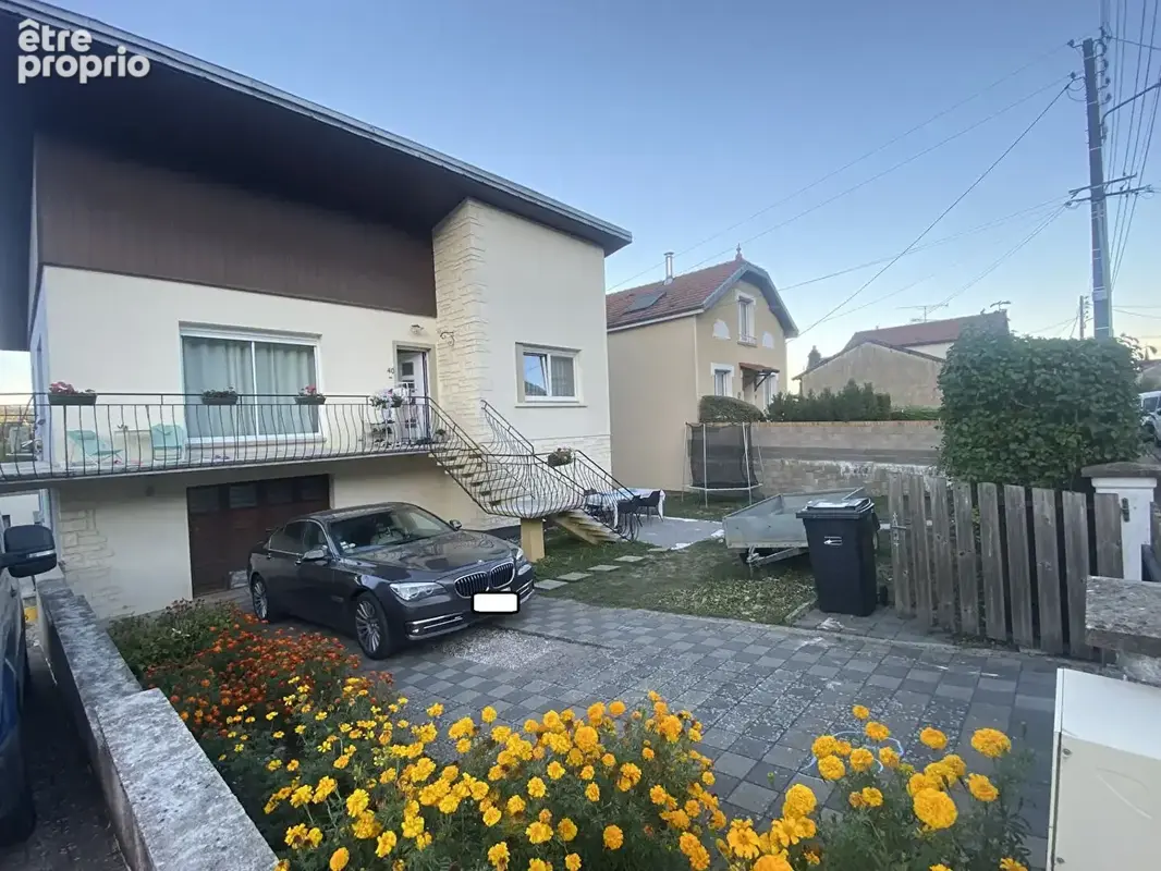Photo Maison à Pont-Saint-Vincent au prix de 249 000€