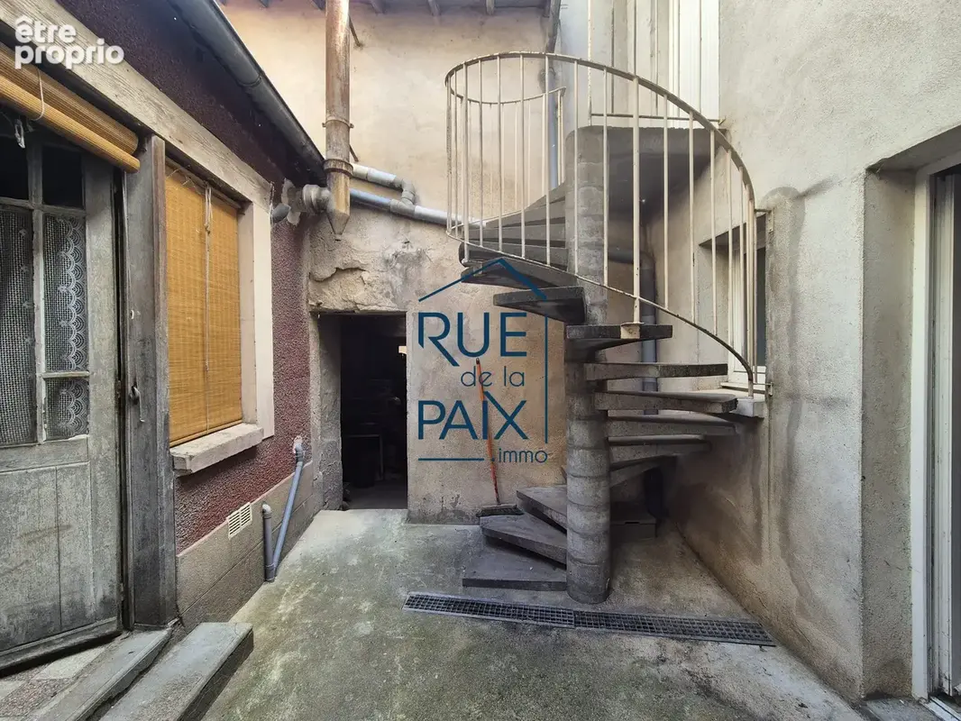 Appartement 300 m² à vendre à Loudun (86200) - photo 4