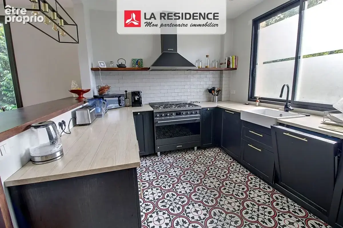 Maison 8 pièces 199 m² à vendre à Evecquemont (78740) - photo 3