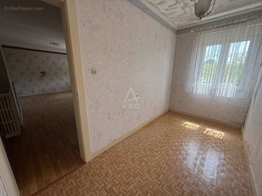 Exclusivité // moulins-lès-metz // maison // 150 m2 // 3 chambres // bureau // garage // terrain 11 ares //  fort potentiel d'am - photo 10