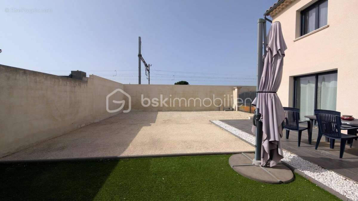 A 10min de pierrelatte -maison 2015 - 2 suites - jardin plein sud - garage evolutif - photo 11