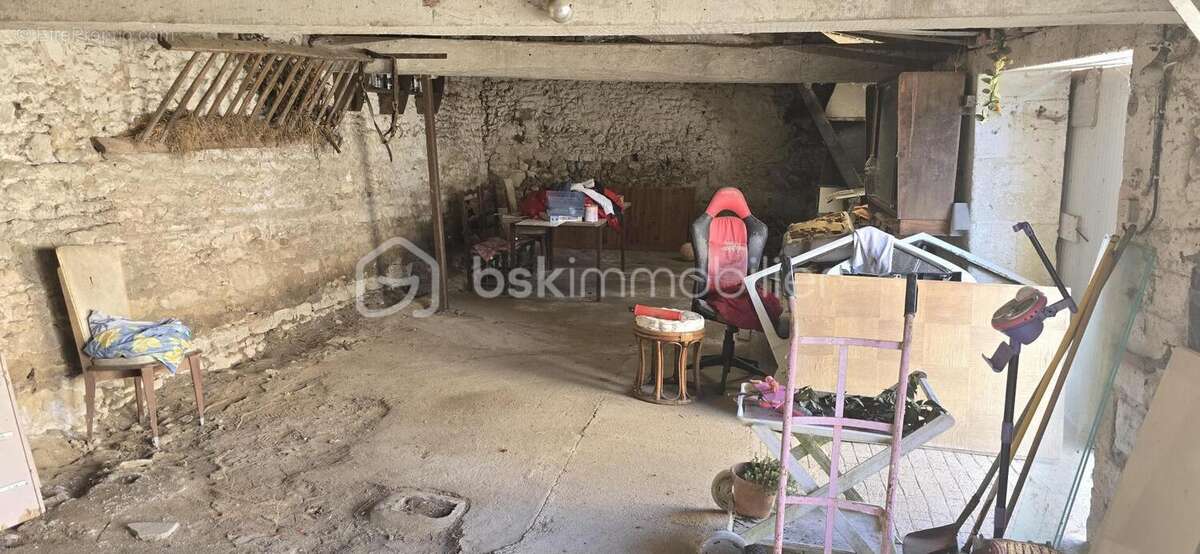 Maison à SAINT-MARTIN-DE-SANZAY