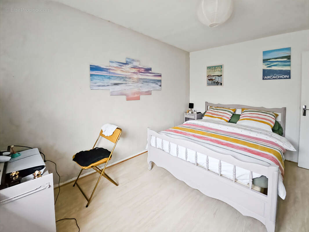 Maison à VILLENAVE-D'ORNON