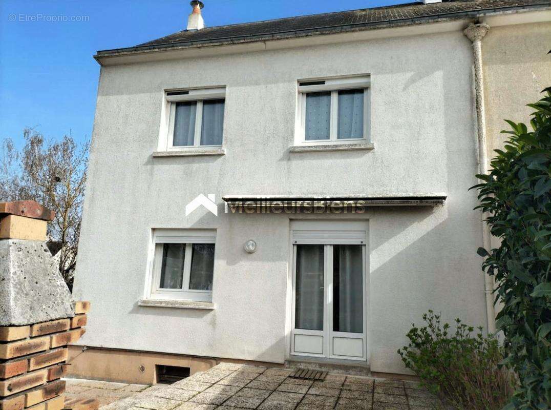 Maison à CHATEAUDUN