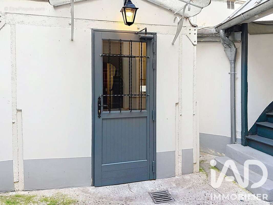 Appartement 16 m² à Paris-7e  - photo 7