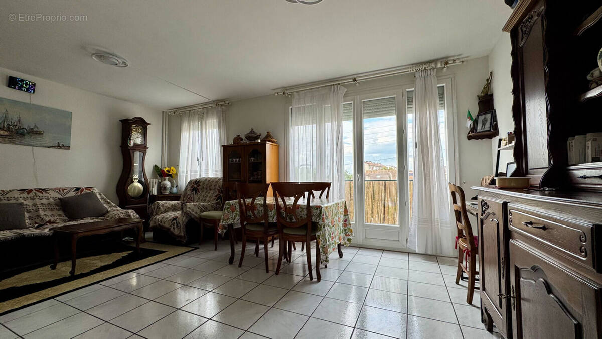 Appartement à LIVRY-GARGAN