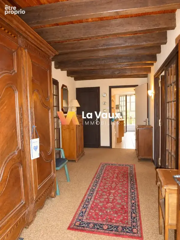 THELOD, secteur XEUILLEY : grande maison de village 180 m² - photo 13