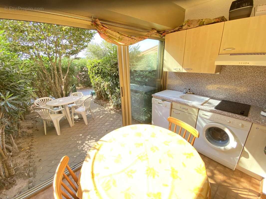 Appartement à LA LONDE-LES-MAURES