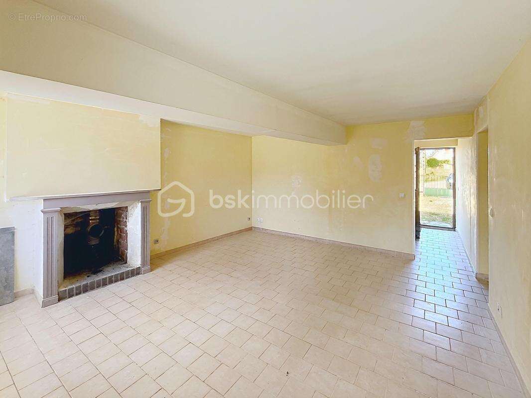 Charmante longère de plain-pied – 83 m² + fort potentiel d'agrandissement – Cadre calme - photo 3