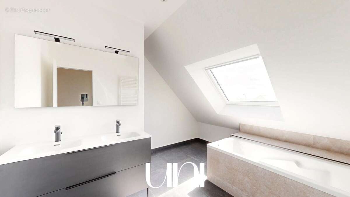 Maison 125 m² à Evrecy  - photo 16