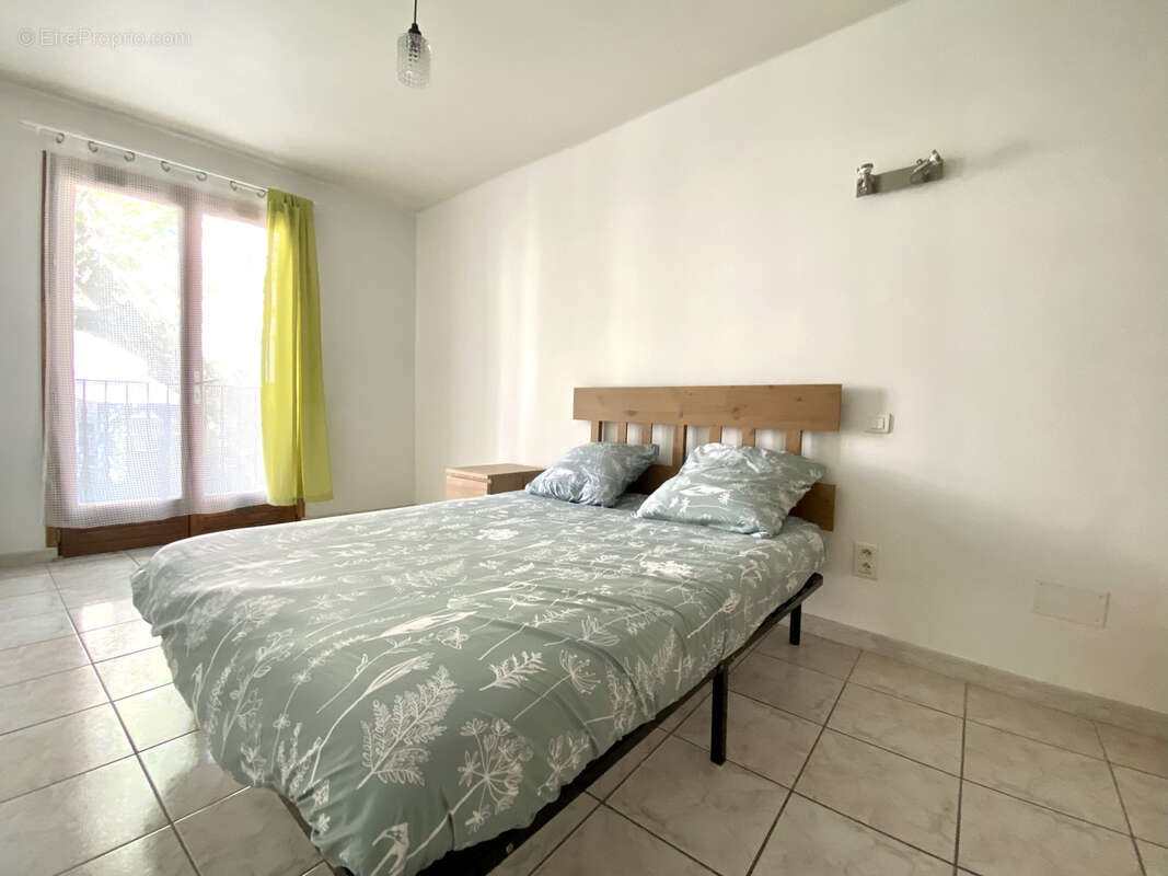 Appartement à MALAUCENE