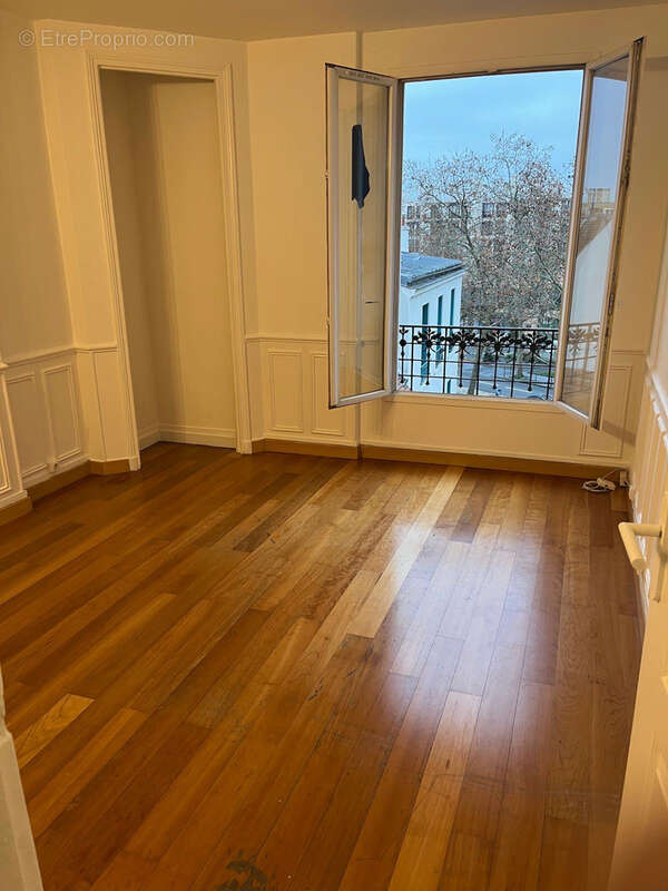 Appartement à COLOMBES