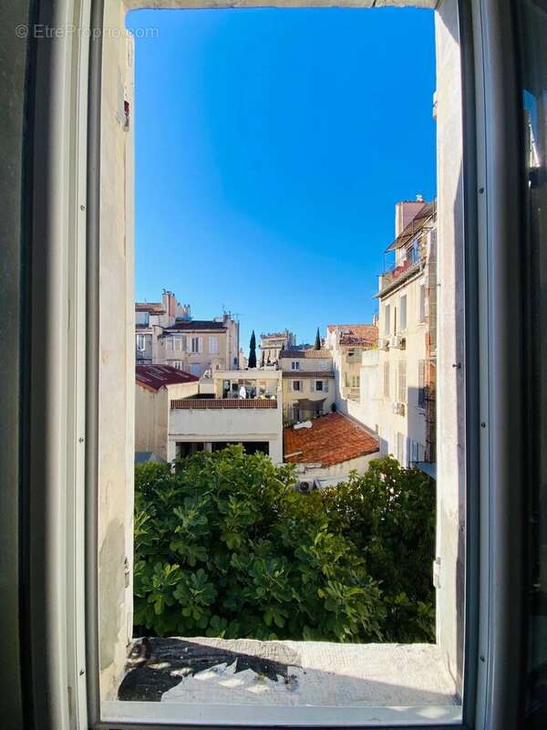 Appartement à MARSEILLE-6E