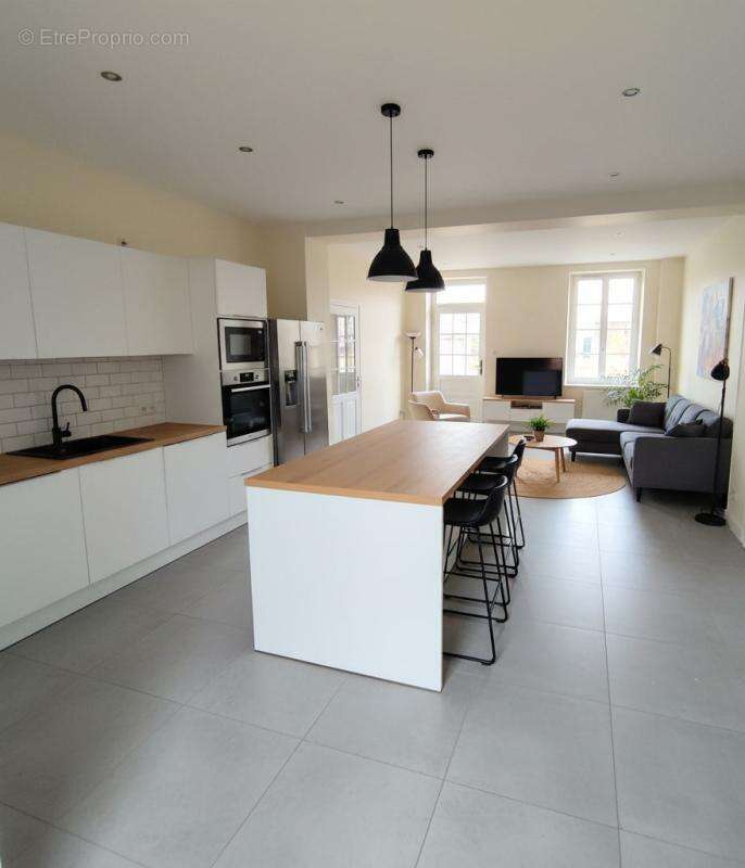 Appartement à FARGUES-SAINT-HILAIRE