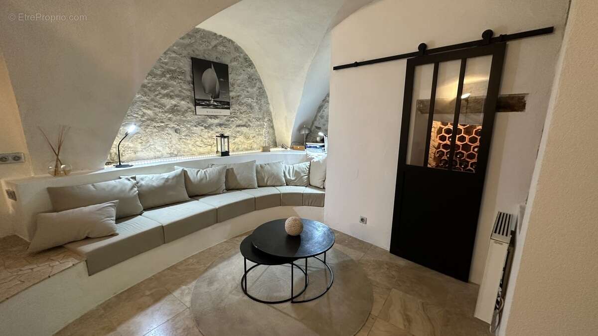 Maison à LA CADIERE-D&#039;AZUR