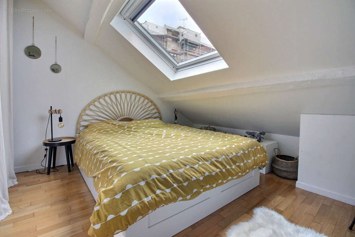 Appartement à ISSY-LES-MOULINEAUX