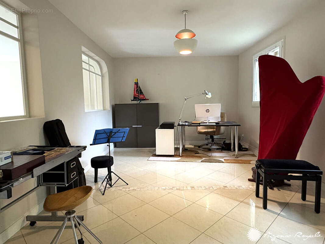 Maison à SAINT-GERMAIN-EN-LAYE